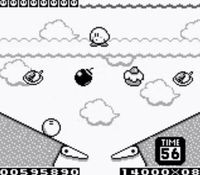 une photo d'Ã©cran de Kirby s Pinball Land sur Nintendo Game Boy